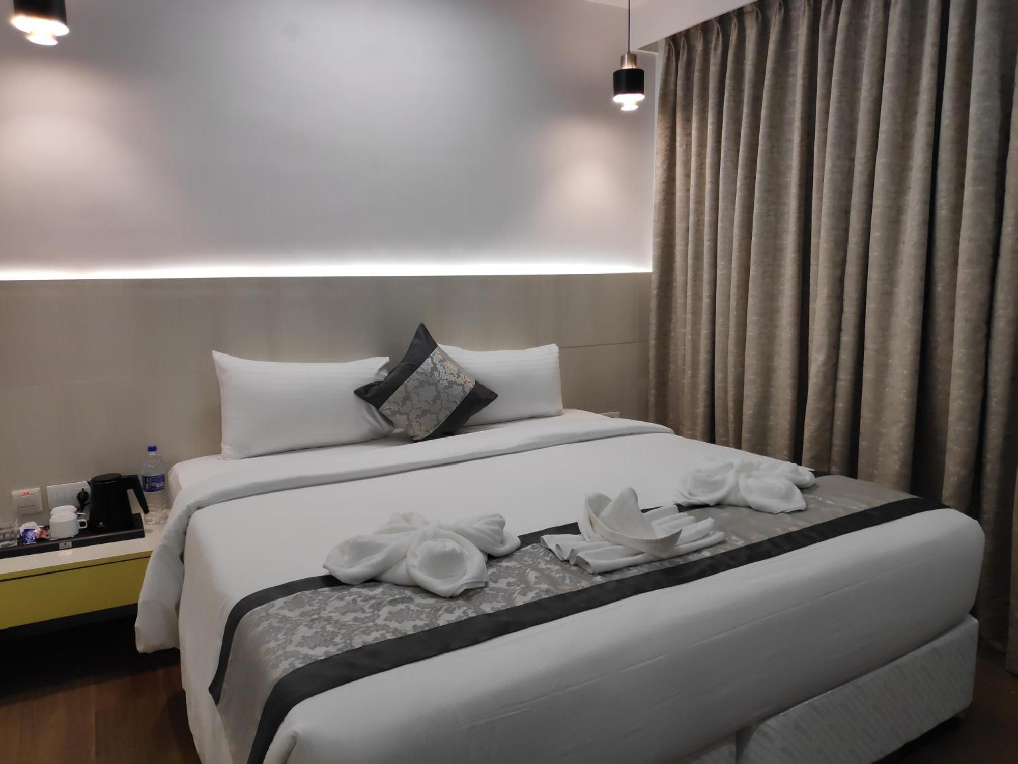 White House By Maxxvalue Service Apartments Bandra Bombay Esterno foto