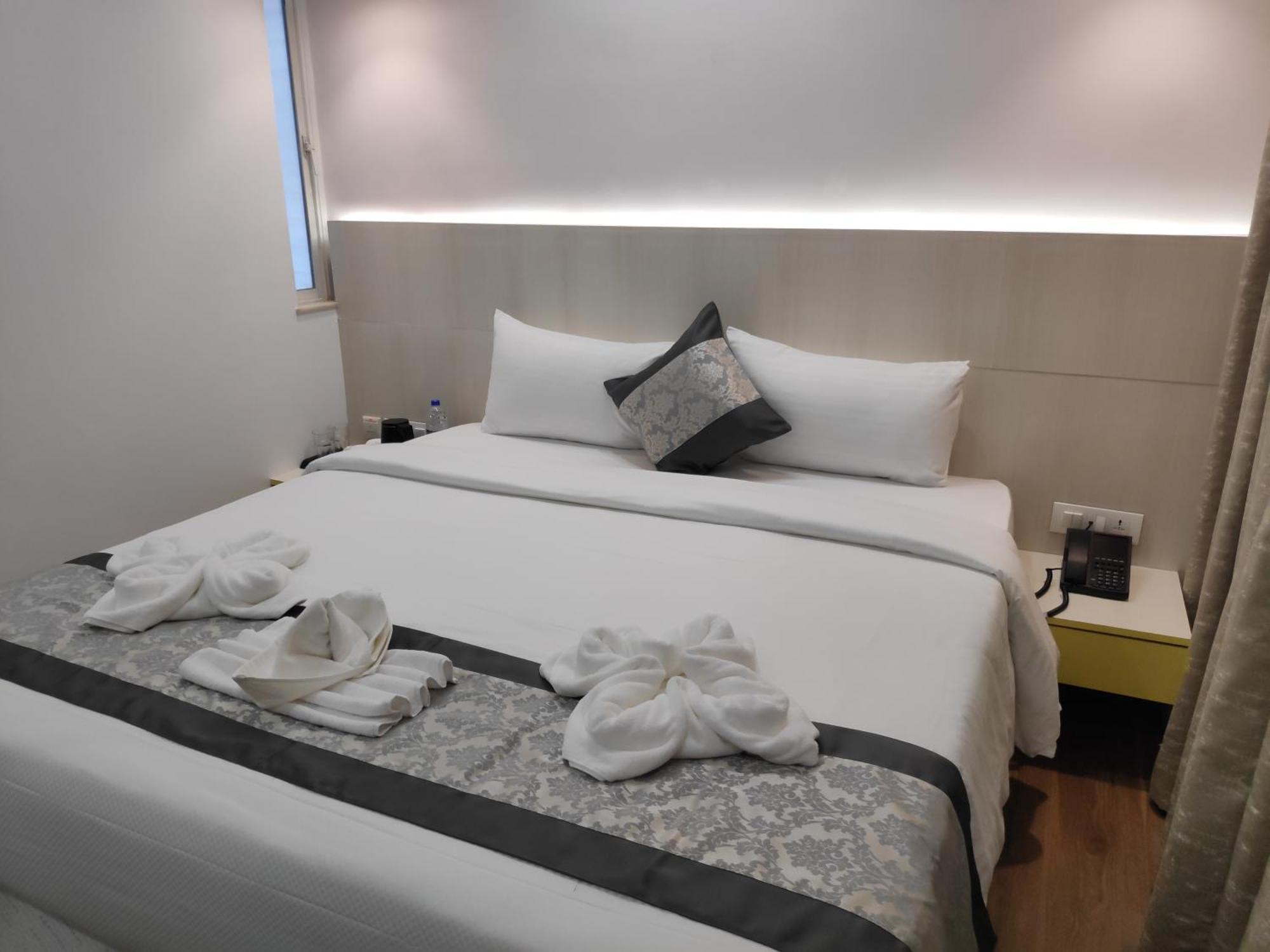 White House By Maxxvalue Service Apartments Bandra Bombay Esterno foto