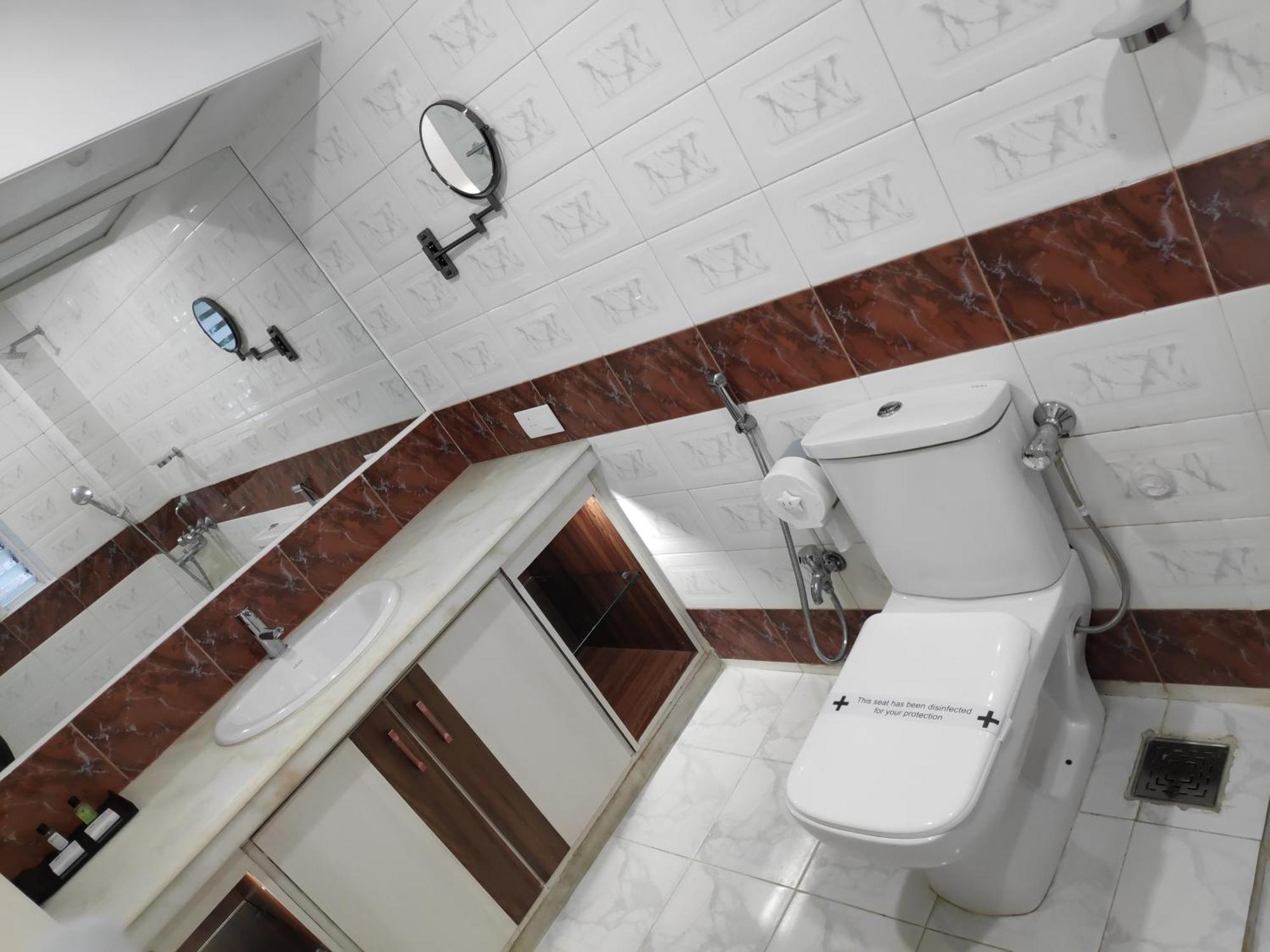 White House By Maxxvalue Service Apartments Bandra Bombay Esterno foto