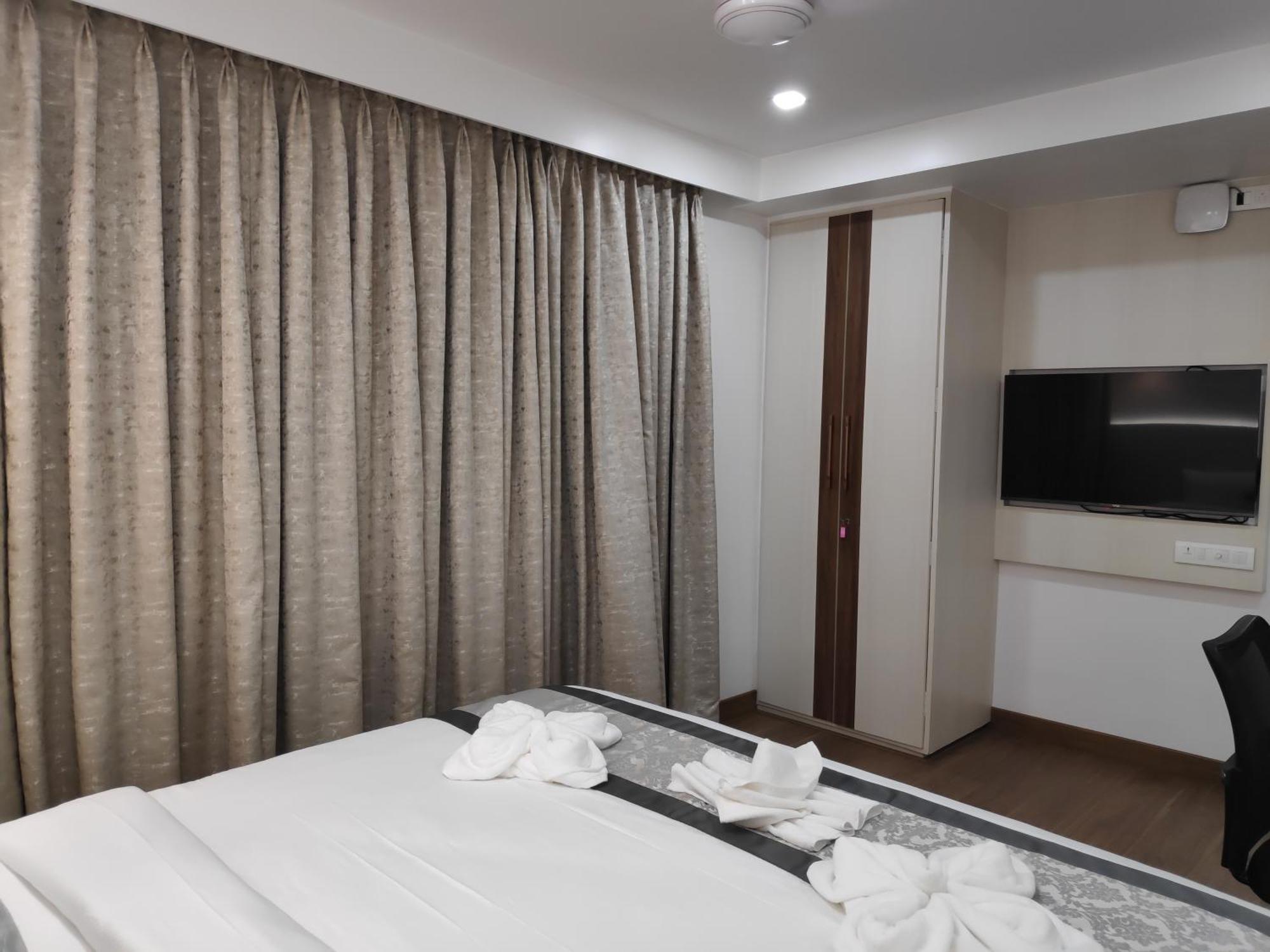White House By Maxxvalue Service Apartments Bandra Bombay Esterno foto